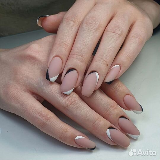 Маникюр на дому