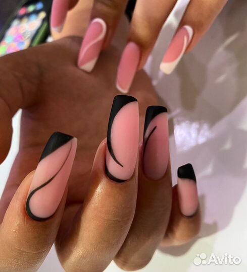 Наращивание ноготков, маникюр