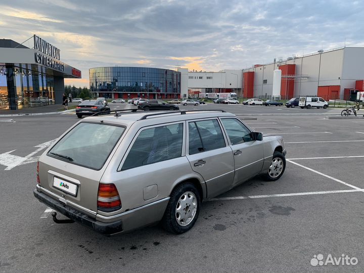 Mercedes-Benz W124 2.3 AT, 1991, 300 000 км