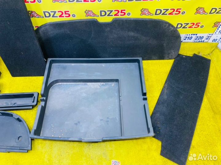 Ванночка в багажник задняя Toyota Corolla Fielder 145255