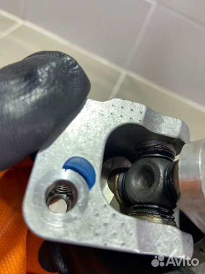 Рулевой кардан BMW 760LI 2004 г