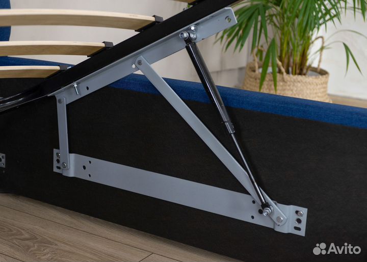 Кровать с подъемным механизмом 90х200