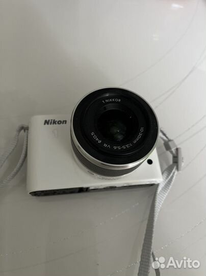 Nikon 1 j1