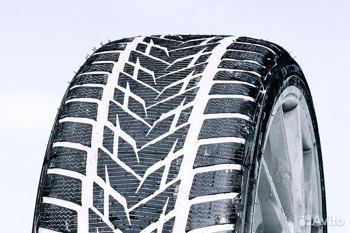 Vredestein Wintrac Xtreme S 295/30 R22 103Y