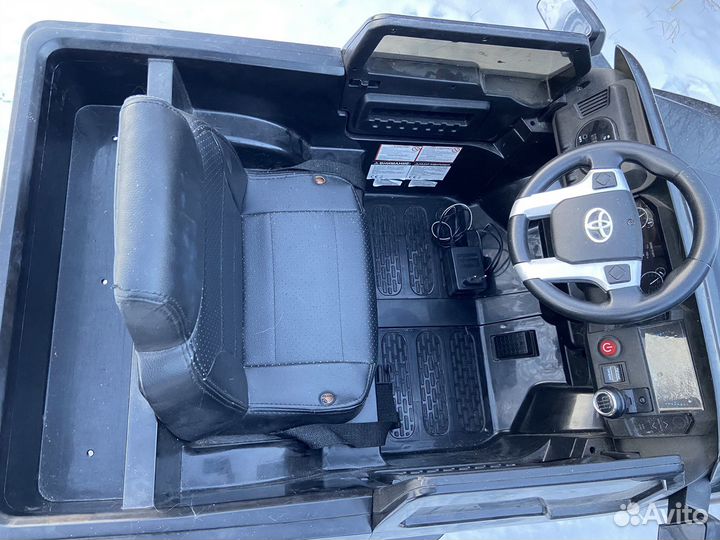 Детский электромобиль