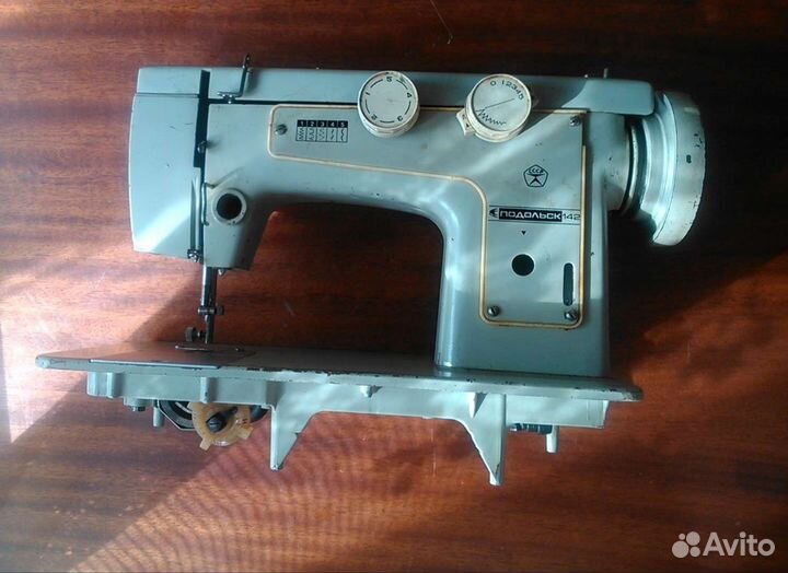 Запчасти К швейной машине подольск 142