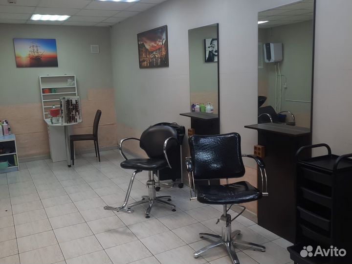 Требуются парикмахер универсал