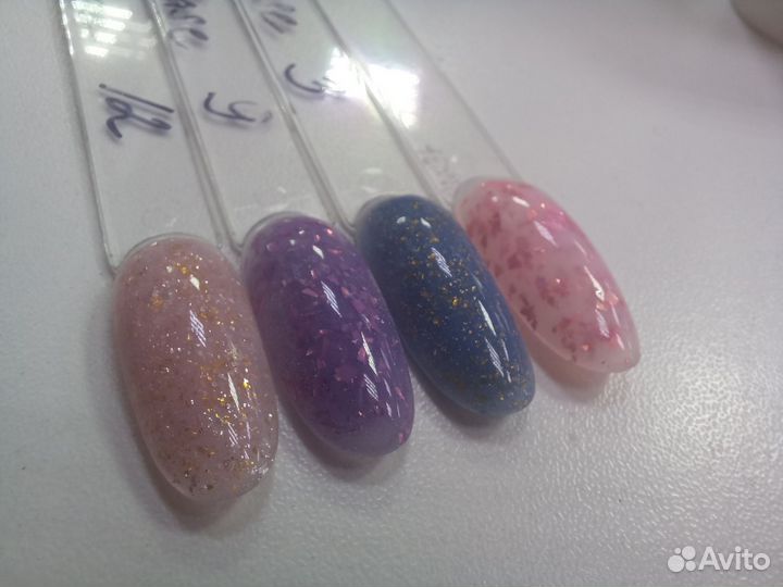 Цветная база для ногтей