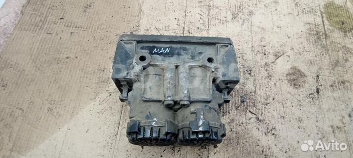 Кран модулятор EBS задний MAN TGX 2013 81521066050