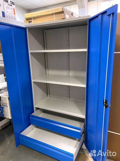 Шкаф металлический для инструментов