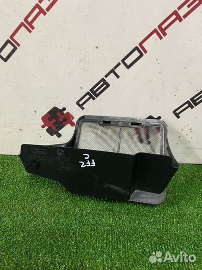 Рамка салонного фильтра корпус Ford focus 2