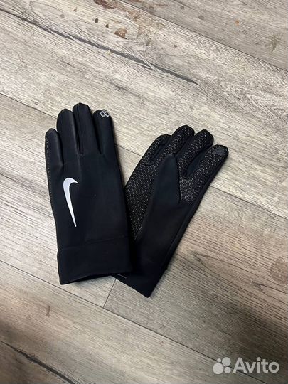 Перчатки Nike сенсорные на флисе, новые