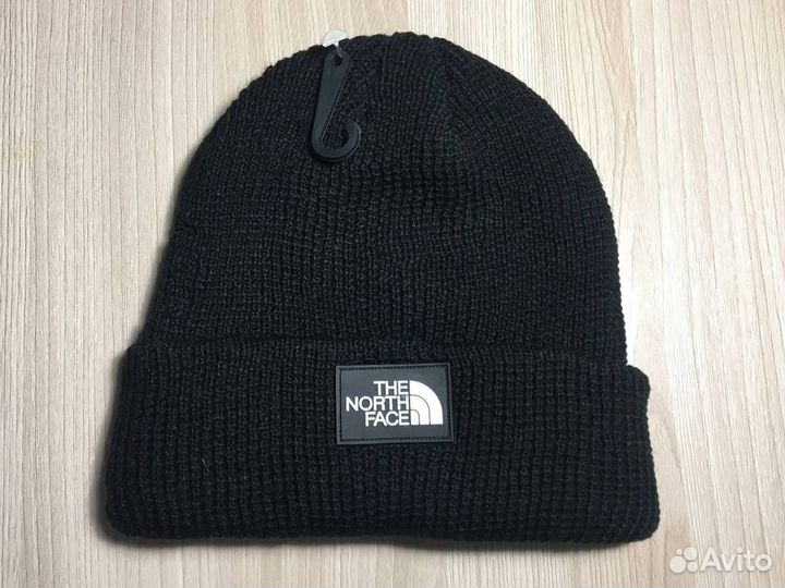 Шапка Adidas зимняя