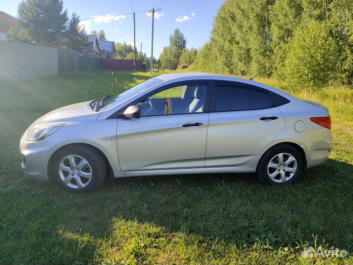 Hyundai Solaris 1.4 AT, 2014, 152 000 км