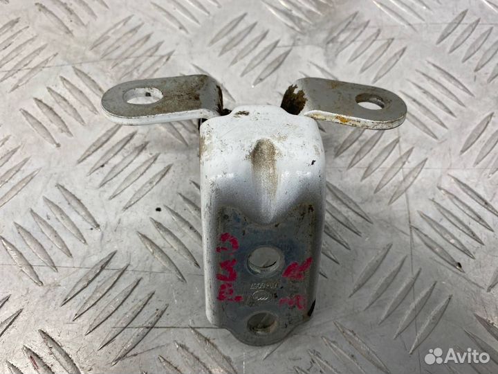 Б/У петля двери задний правый Kia Rio 3 UB D4FC