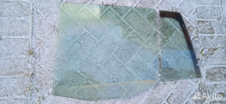 Стекло задней левой двери Ford Fusion