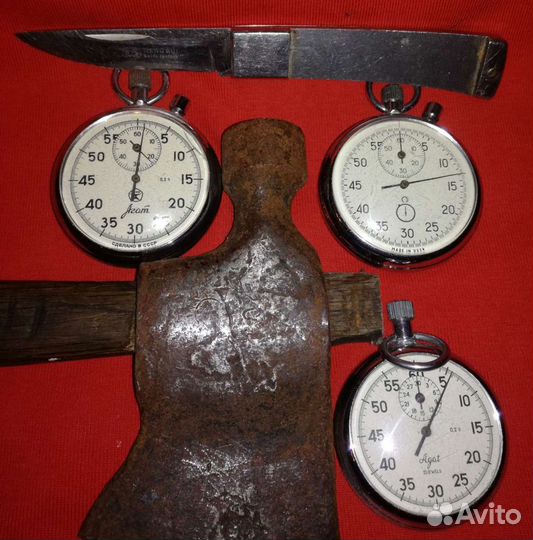 Часы,билеты,ключ,ножи,фонарик,инструмент,игры-ссср