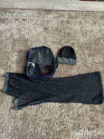 Шапка и шарф фирменные оригинал