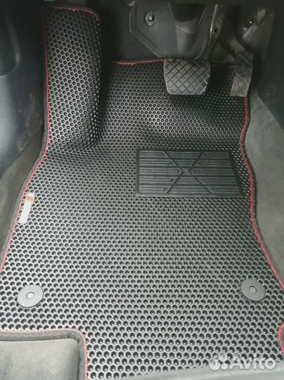 Автоковры водительские EVA Nissan Bassara JU30 Ева