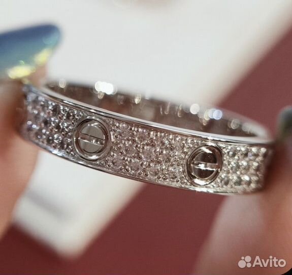 Золотое кольцо cartier love бриллиантовое паве