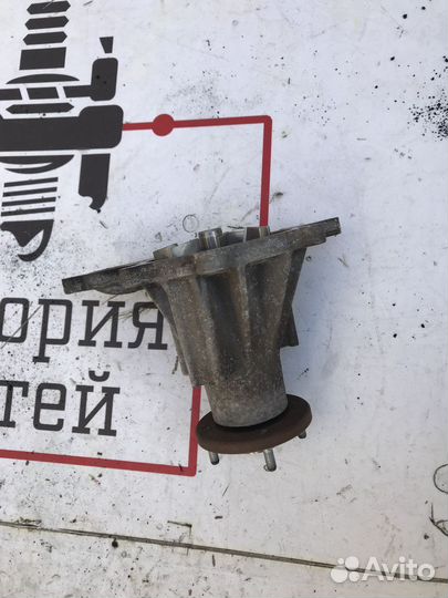 Насос водяной (помпа) Nissan Pathfinder