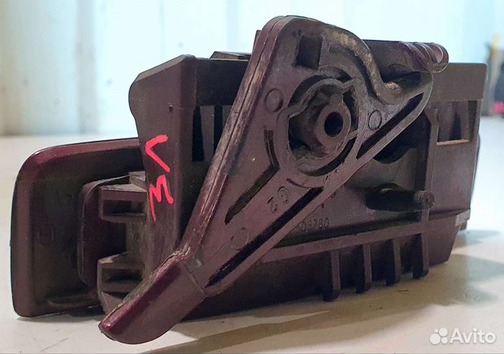 Ручка наружная левая Peugeot 405