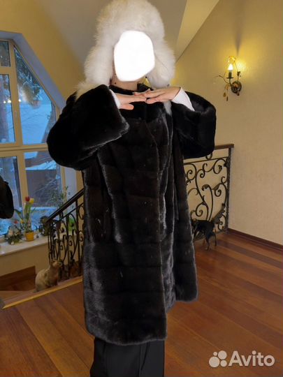 Норковая шуба black lama 46