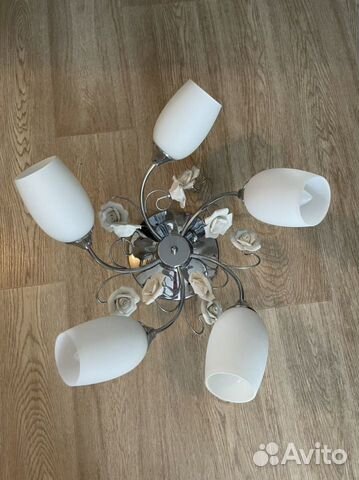 Люстра в идеальном состоянии
