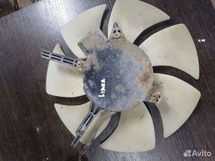 Suzuki Liana Лиана