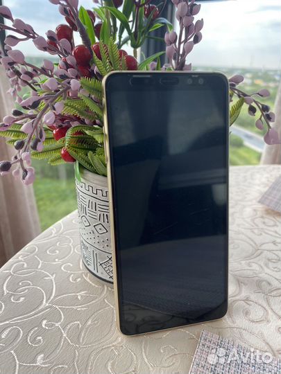 Телефон samsung galaxy A8+
