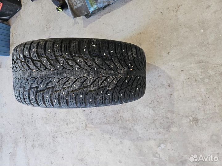 Шины зимние новые 275/50 r20