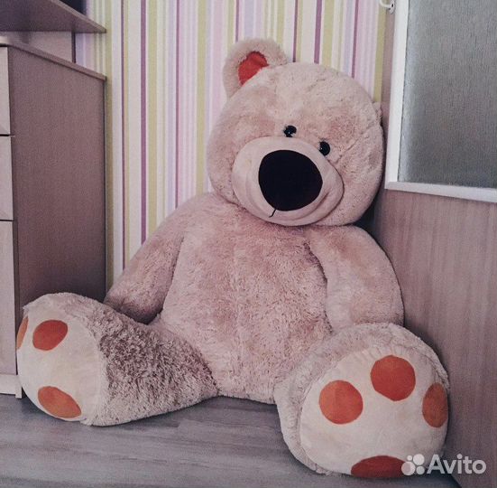 Плюшевый медведь большой