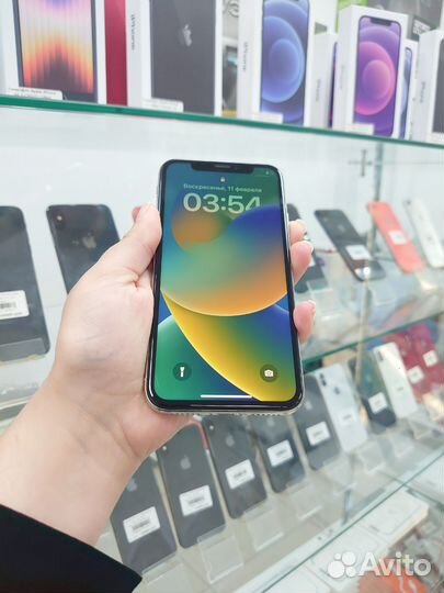 iPhone X, 64 ГБ