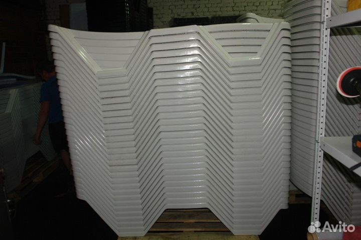 Продам Шезлонг пластиковый