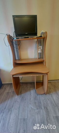 Компьютерный стол бу