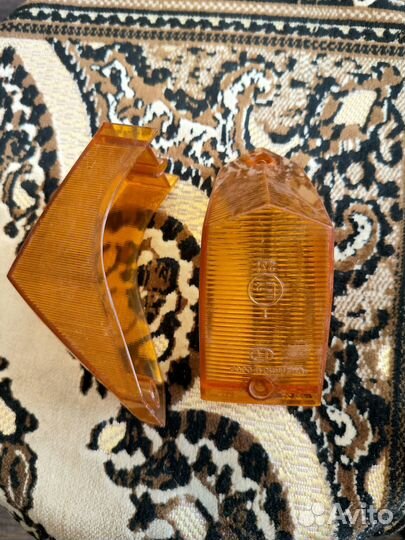 Стекла фонарей на автомобиль Москвич