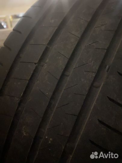 Bridgestone Alenza 001 235/60 R18 103W