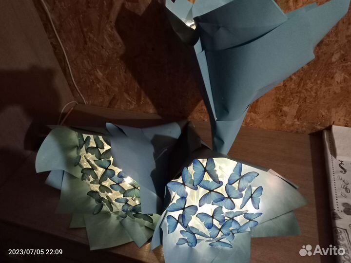 Букет из синих бабочек