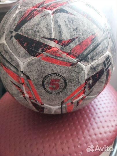 Футбольный мяч