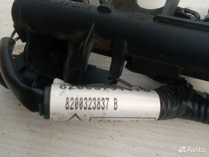 Топливная рампа на renault kangoo 1