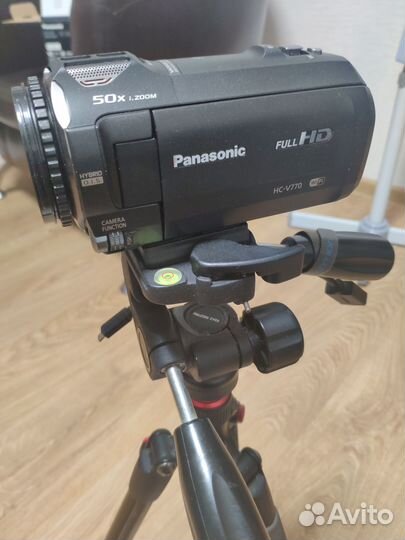 Видеокамера Panasonic hc v770, штатив Red line Pro