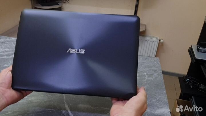 Ноутбук Asus / GeForce 930m 2Gb / i3-5010u