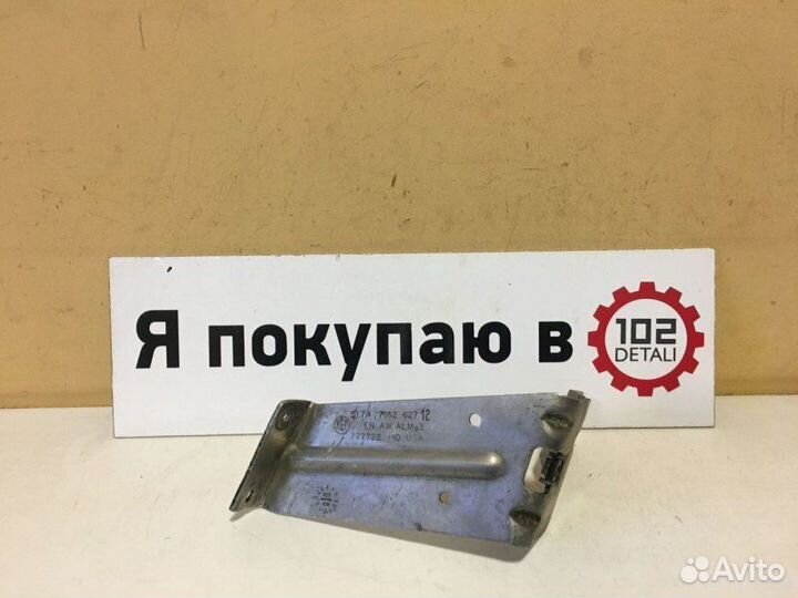 Кронштейн экрана моторного отсека Bmw X5 E70