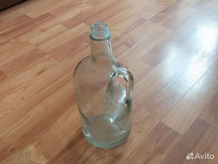 Бутылка 1,75 с ручкой