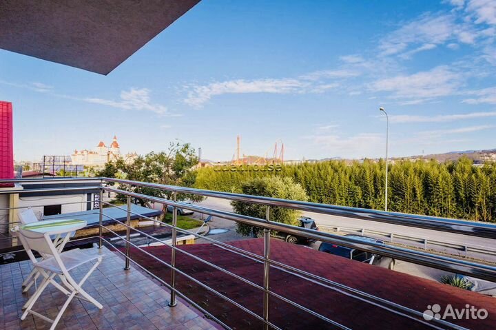 Горничная с проживанием на море