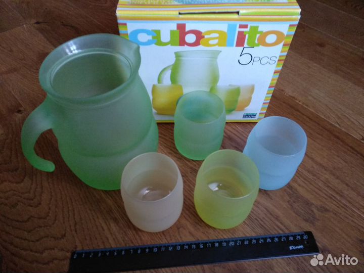 Набор. Графин и 4 стакана бокала. Стекло. Новый