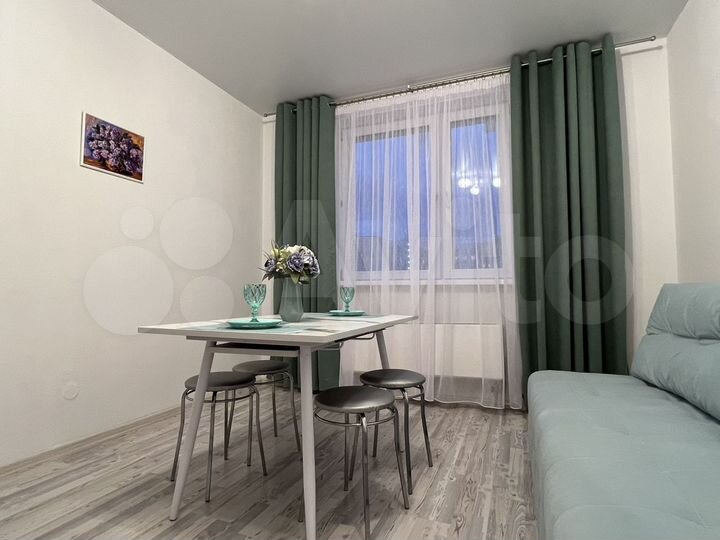 2-к. квартира, 50 м², 6/9 эт.