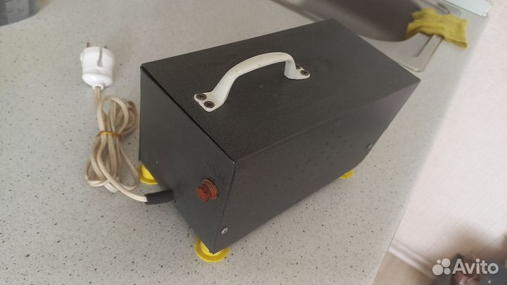 Источник питания