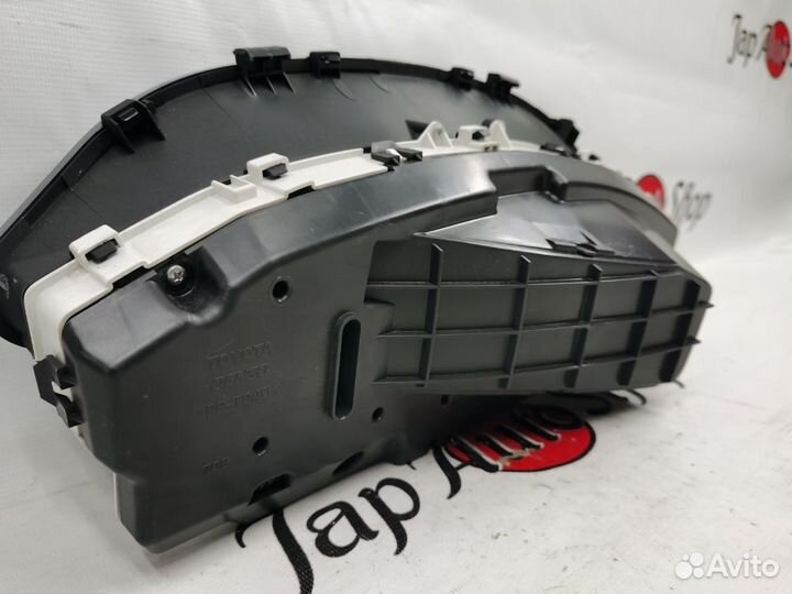 Панель приборов Toyota Yaris (XP90) II 2005-2011