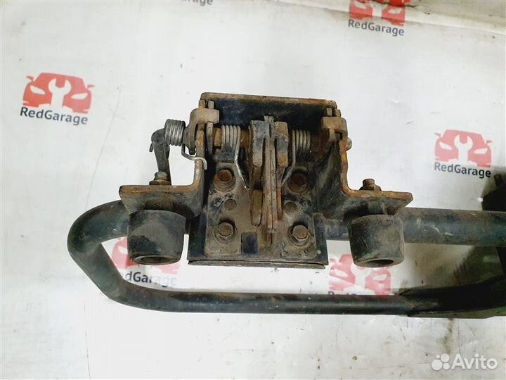 Крепление запасного колеса Nissan Terrano lbyd21